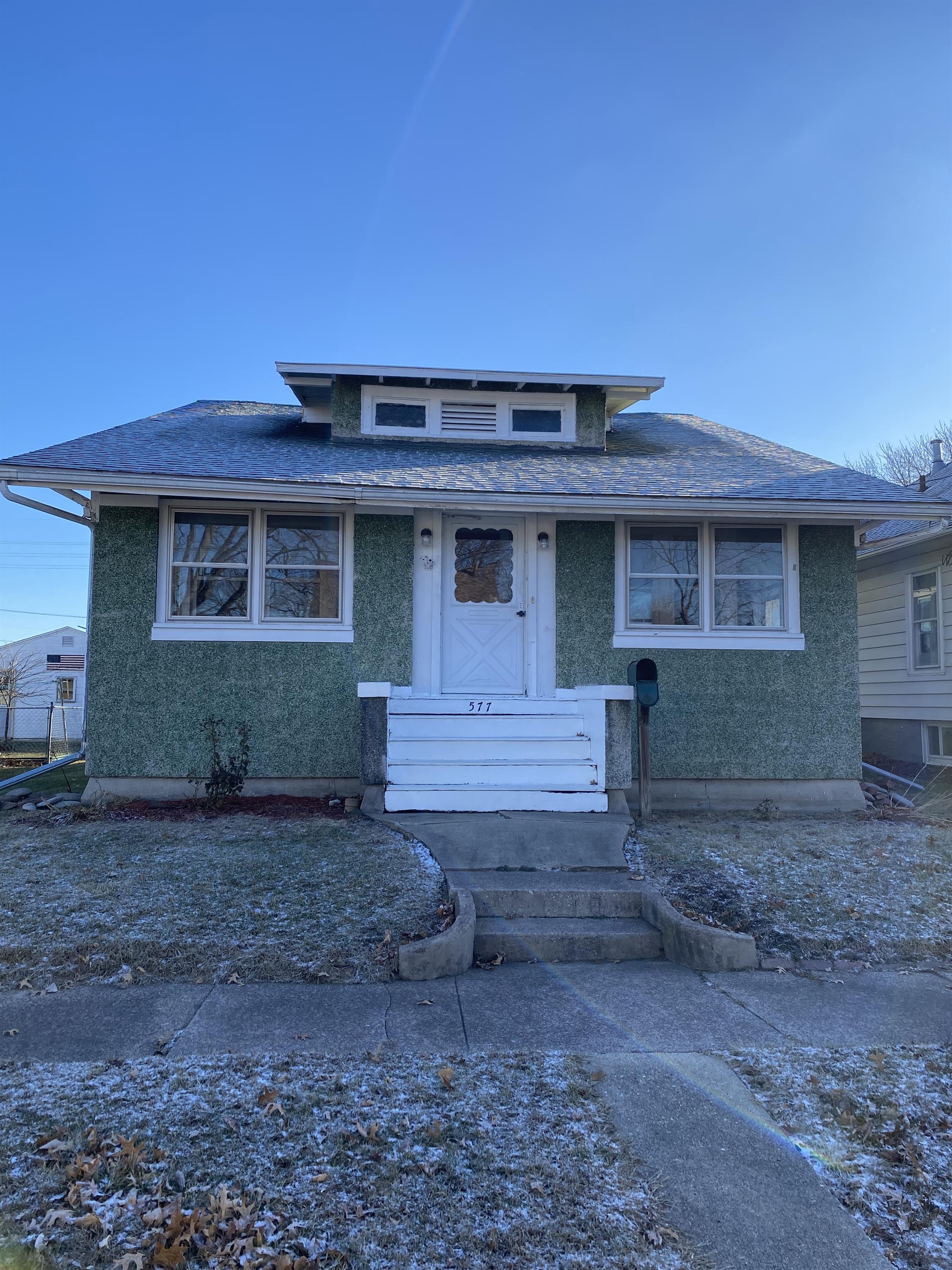 577 Irwin Street