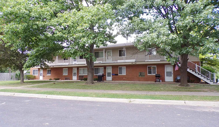 805 West Pine Hill Lane - G
