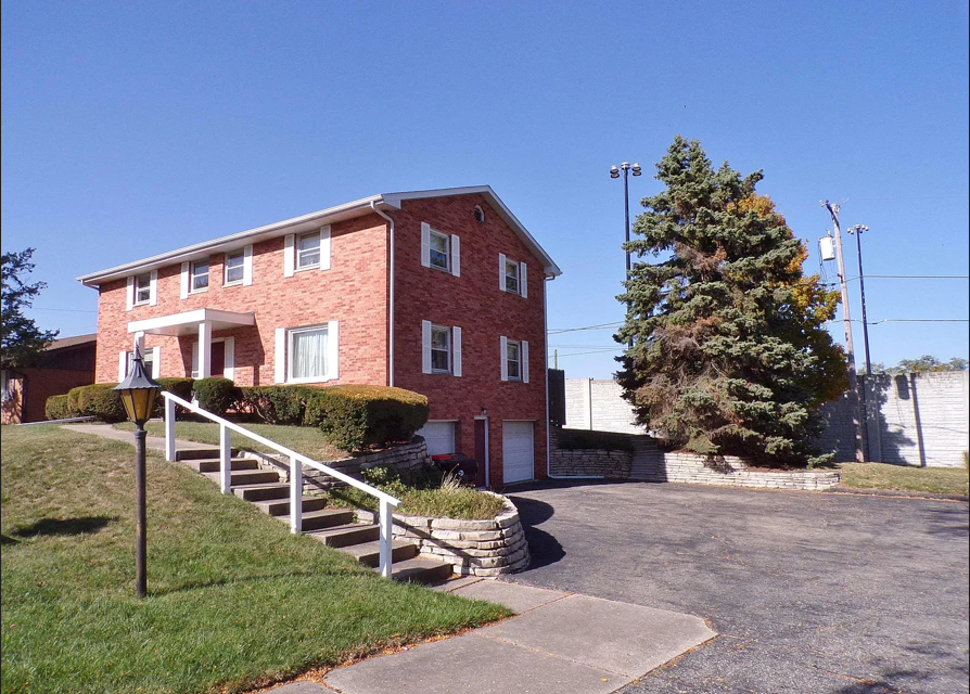 Property main image