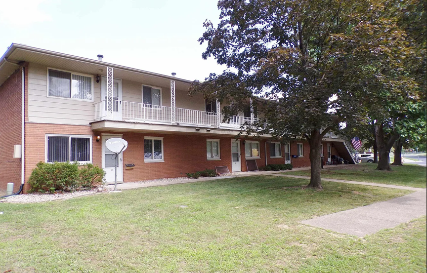 805 West Pine Hill Lane - H